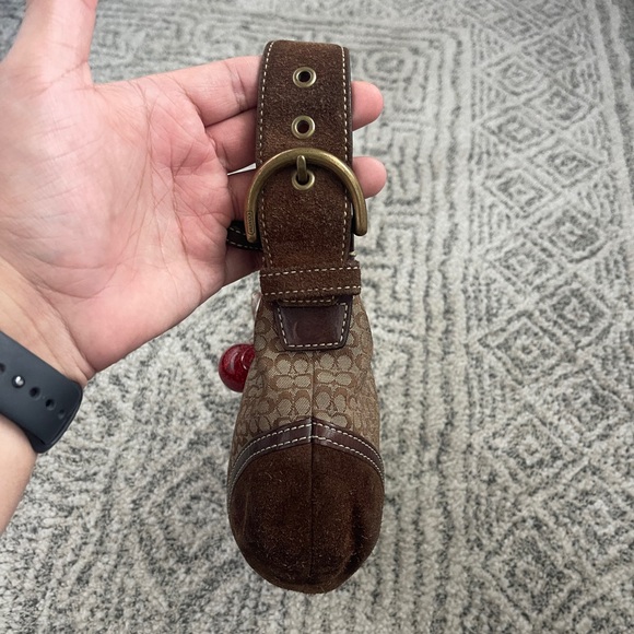 SOLD - Picture 4 of 6